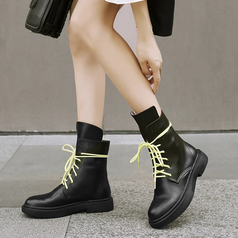 

Women's Genuine Leather Platform Flats Lace-up Punk Ankle Boors Brand Designer Leisure Short Motorcycle Martin Boots Shoes Sale