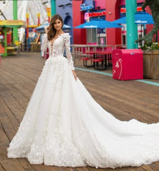 

Fabulous New Long Wedding Dress 2019 O-Neck Long Sleeves Chapel Train Appliques Tulle Bridal Gowns Vestido de noiva longo