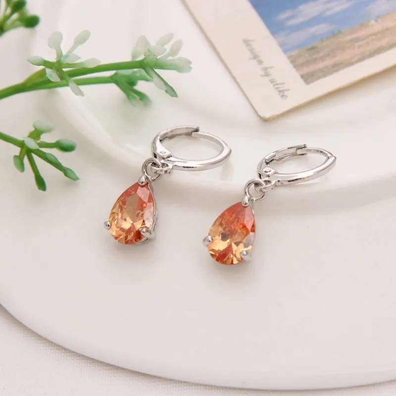 

2018 New Champagne Crystal Long Pendientes Mujer Moda Statement Rhinestone Drop Earrings For Women Silver Dangle Earrrings