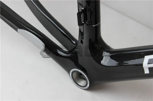 Best price at $513 Cheap super light Di2 and mechanical aero carbon road frame 2017 Road racing bike frame with full carbon material