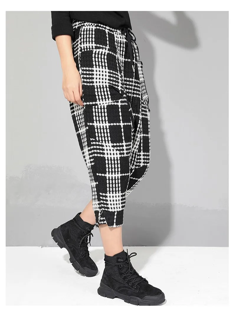 2019 Summer Women Casual Elastic Waist Harem Pants Pockets Black And White Plaid Loose Trousers Lace Up Ankle Length Pants 2019 Summer Women Casual Elastic Waist Harem Pants Pockets Black And White Plaid Loose Trousers Lace Up Ankle Length Pants