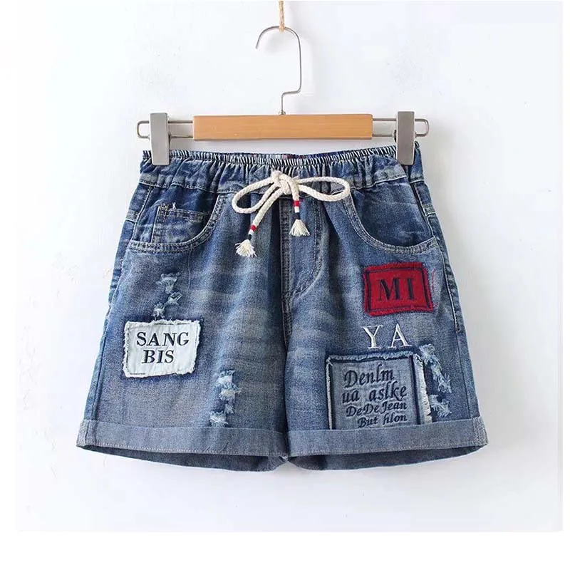 Плюс Размеры вышивка цветок Джинсовые шорты Для женщин Повседневное эластичные Высокая Талия Свободные карманные джинсы хлопковые шорты с поясом Короткие Femme - Цвет: MI Letter