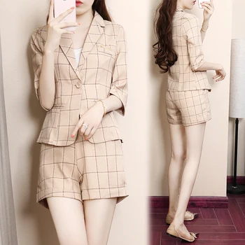 Suit jacket + shorts 2019 spring and autumn new overalls suit plaid professional wear fashion temperament Slim 2 piece set original 2 pieces set dress 2017 new autumn slim fashion temperament black lace dresses women