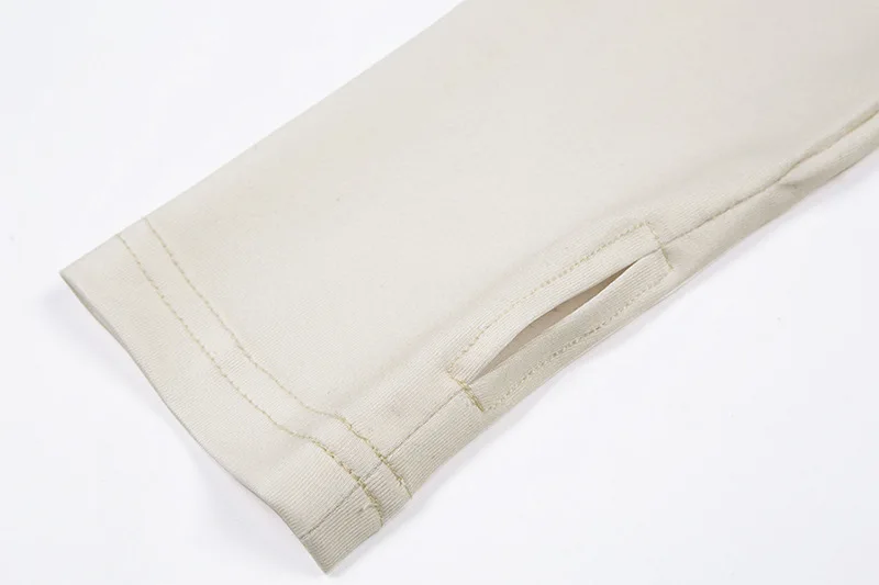 11488614740_1505273828