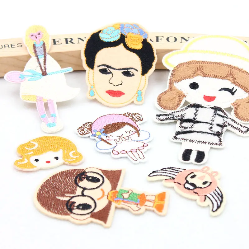 

2Pcs The lovely Dancing Girl Applique Sew on Embroidered Patches For Clothing bags Fabric Sticker Diy Accessory Badges