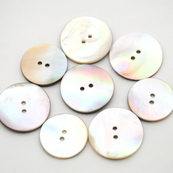 

Wholesale Free shipping 25pcs/lot 25MM/29MM real Natural shell buttons 2-hole pearl of mother buttons SHELL005