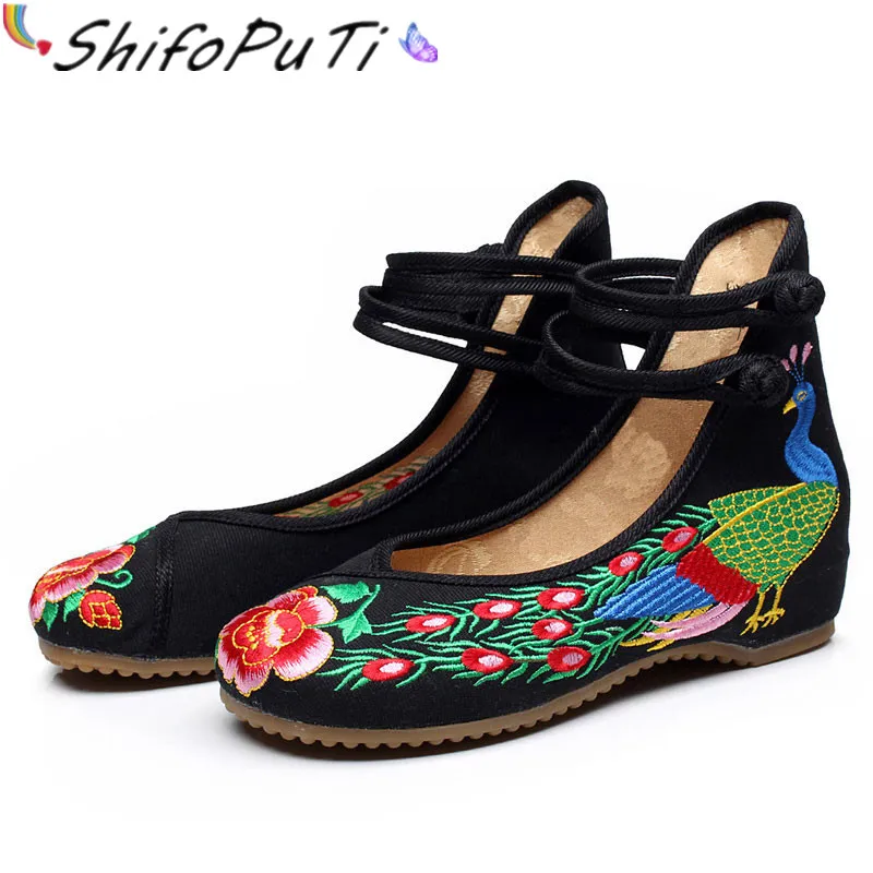 

2017 New Fashion Cultural Women Flat Shoes Unique Chinese Traditional Style Floral Women's Shoes Manual Canvas Shoes Woman