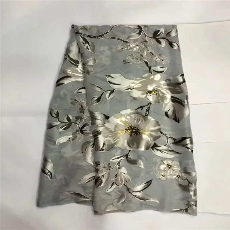 

Hot selling satin silk fabric 5 yards/lot colorfast Nigrian design African wax pattern satin silk fabric for clothing LXE100605