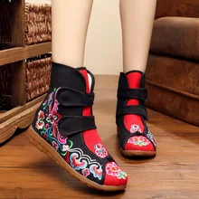 Nueva venta Caliente clásico de la moda bordado de la flor de las mujeres patea Los Zapatos de otoño botas de mujer de La Vendimia del estilo Chino Zapatos para damas