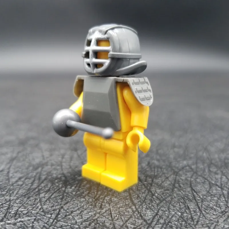 

2 Set Series MOC Fencing Block With Weapon DIY Blocks Bricks Sword Of Warrior Helmet Armor Accessories For Kids Toys B09