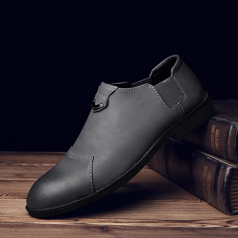 

BACKCAMEL 2018 Leather Men's Shoes Flat Slip-on Business Casual Shoes Breathable Non-slip Male Driving Shoes Black Gray Loafers