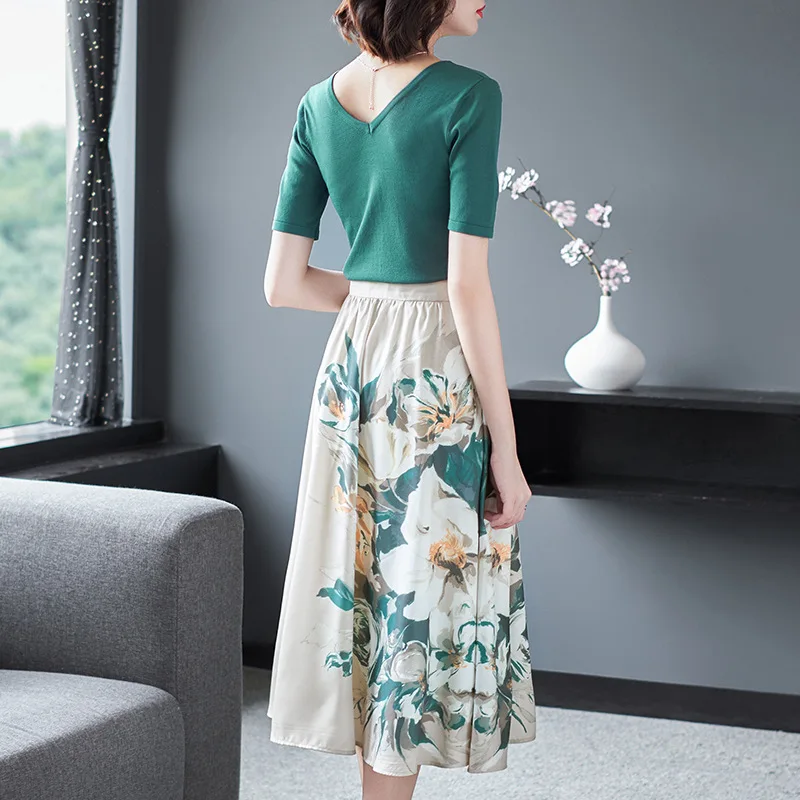 Летняя одежда для женщин, модный дизайнерский Вязаный топ с коротким рукавом и v-образным вырезом и юбка с цветочным принтом, комплект повседневной одежды