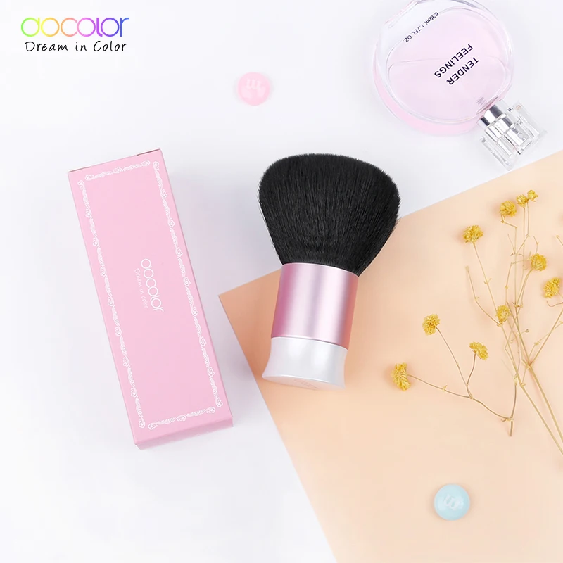 makeup brush