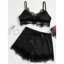 Летние Для женщин пикантные атласные шелковые пижамный комплект с кружевом, без рукавов, на лямках, топ на бретельках и шорты с бантиком Сексуальное Женское Белье для сна; детская пижама с принтом 2 шт./компл