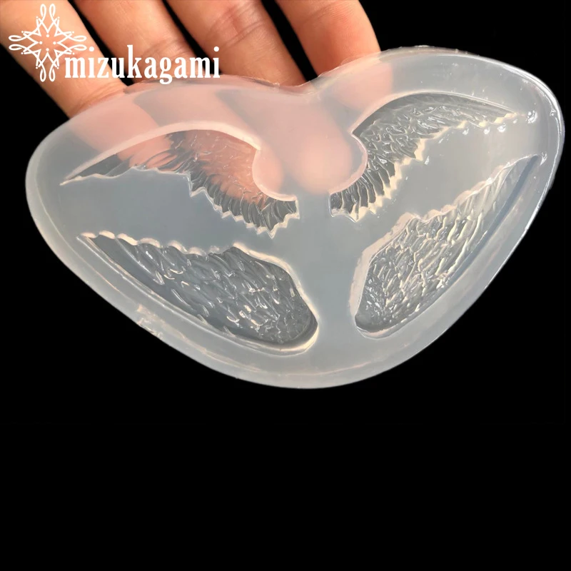 1pcs UV Resin Jewelry Liquid Silicone Mold Angel Wings Shape Resin Charms Molds For DIY Intersperse Decorate Making Molds 1pcs uv resin jewelry liquid silicone mold resin planets stars charms molds for diy intersperse decorate making jewelry