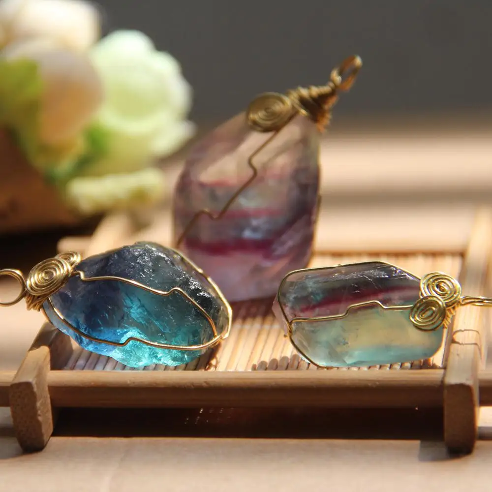 

50g Natural Fluorite Raw Gemstone Quartz Crystal Stone Point Healing Wand Treatment Stone Amethyst Random Color