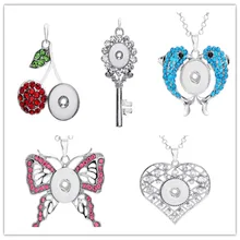 

Mix Style Crystal Heart Cherry Dolphin 18mm Ginger Snap Charms Necklace Jewelry Interchangeable Pendants With Necklace Chain