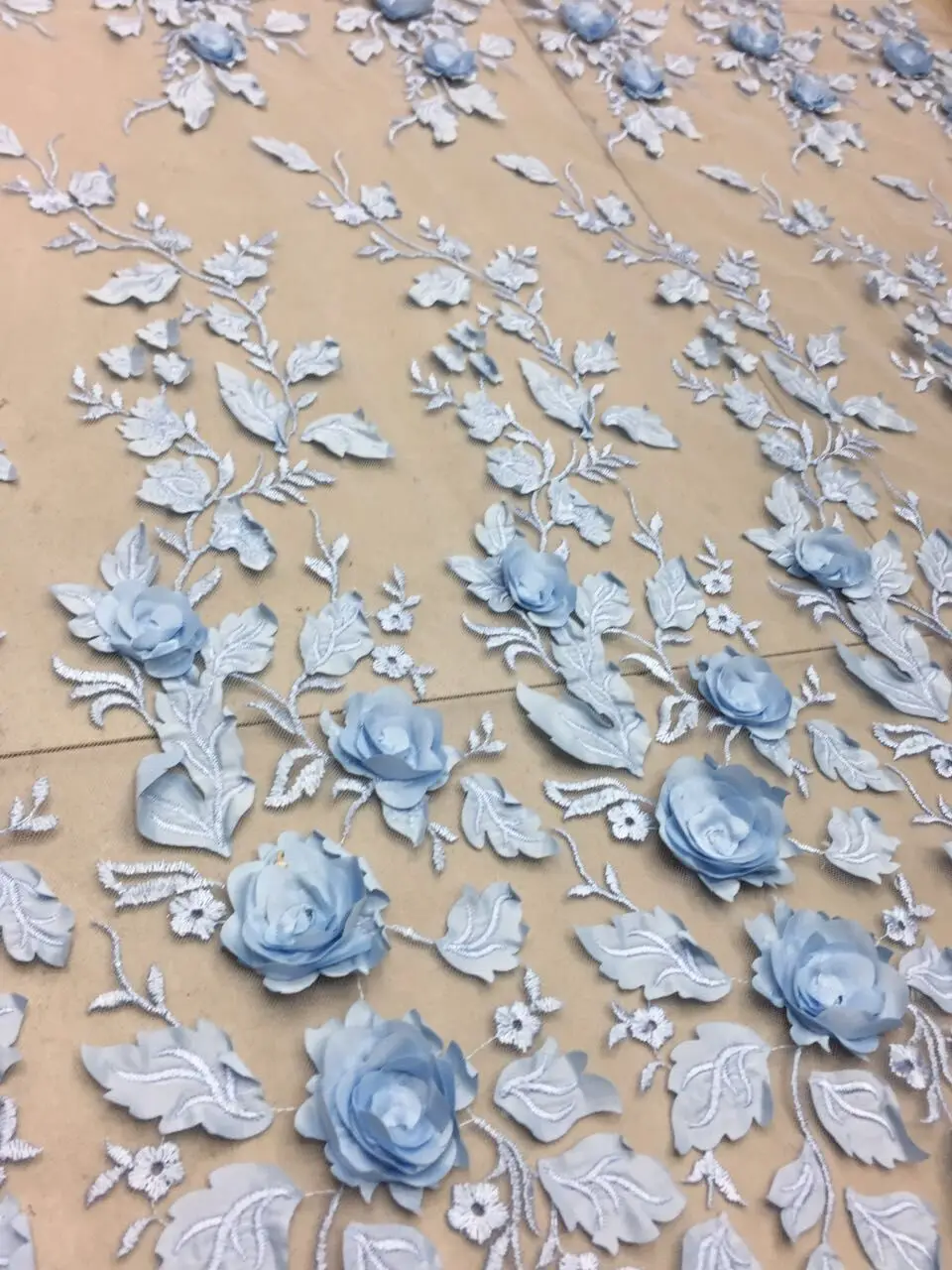 

3d flower embroidered tulle lace fabric fashionable african net lace fabric SYJ-61611 for wedding dress