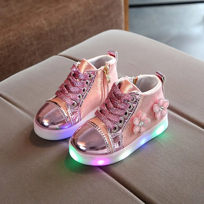 Лидер продаж светодиодный обувь для маленьких девочек милый модный цветок светящиеся Детские кроссовки повседневная детская обувь - Цвет: Pink