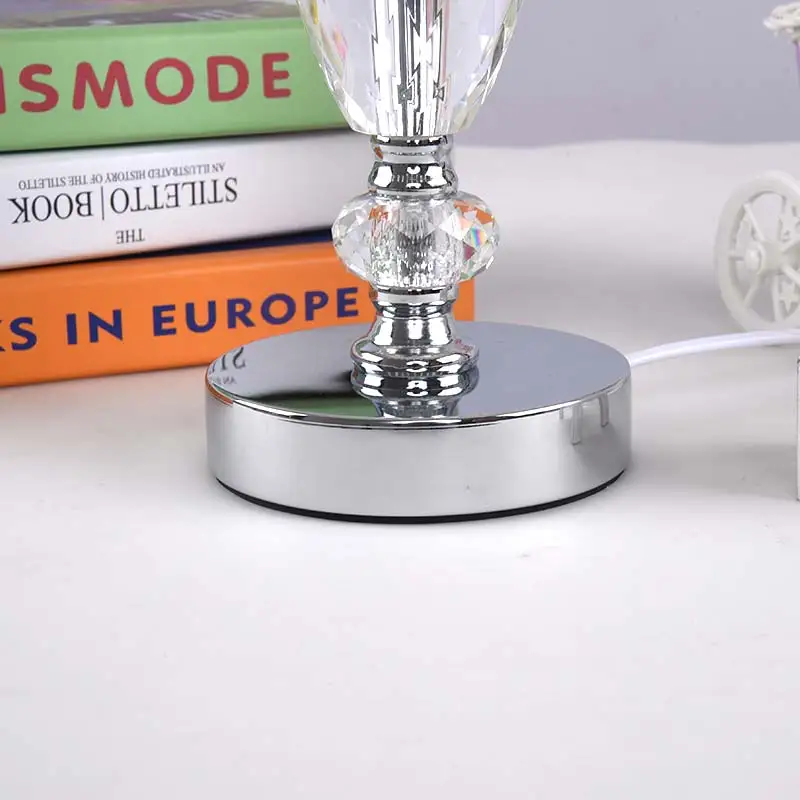 Chrome-Luxury-Modern-Crystal-Table-Lamp-Fabric-Lampshade-Living-Room-Bedroom-Bedside-Table-Lights-Home-Lighting (2)