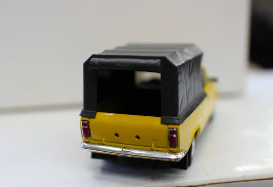 Редкий 1/43 Новый литой металлический пикап FIAT 125P модель игрушечного автомобиля