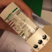 Комплект из трех фазовый источник питания реле управления RM4TR32 чередования фаз протектор