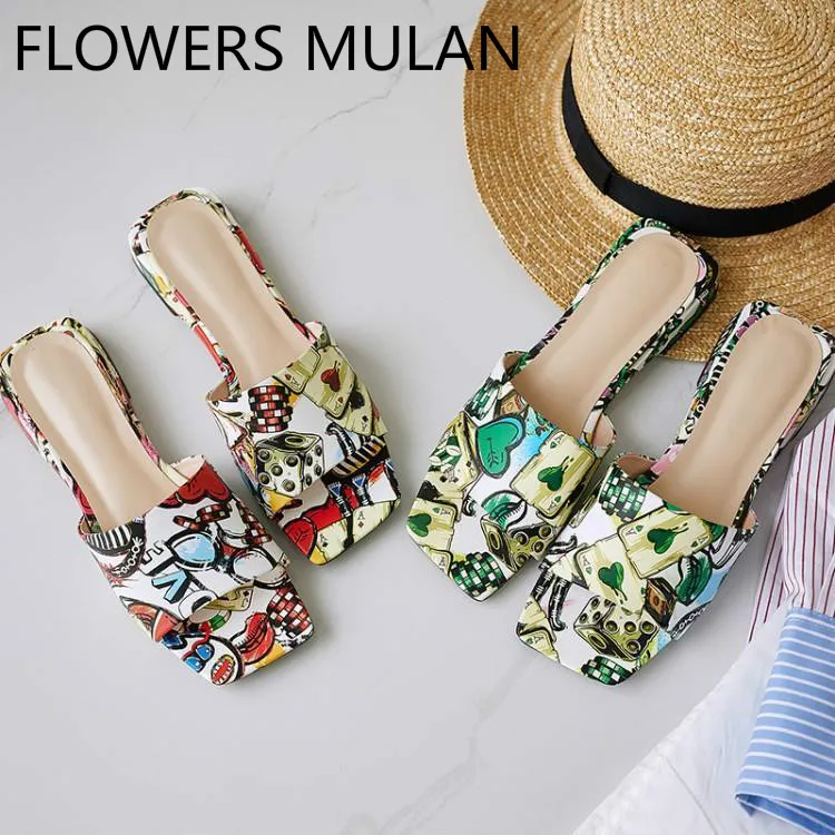 

Summer New Mixed Color Graffiti Printing Leather Slippers Women One Buckle Peep Toe Slip On Shoes Woman Chunky Heels Girl Slides