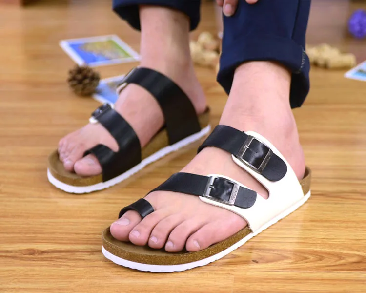 

Men Sandals 2019 Fashion Men Slipper Summer Beach Shoes Lovers Flip-Flops Shoes Unisex Cork Slippers Plus Size 35-45