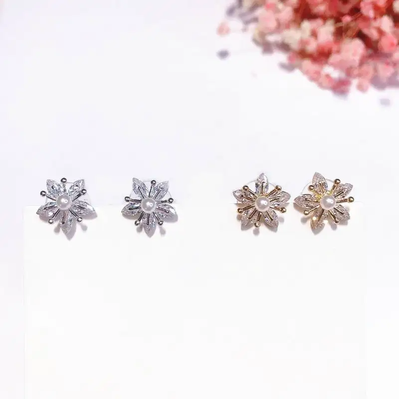 

Handmade Ice Flower Stud Earrings For Women Girls 2019 Simple Delicate kolczyki Cubic Zirconia Fashion Jewelry Bijoux Fine Gifts