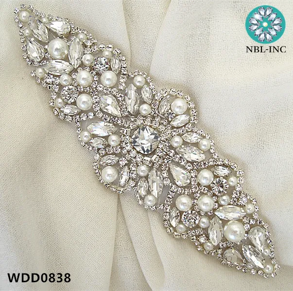 (30pcs )wholesale Bridal Hand Beaded Sewing Crystal Rhinestone Applique