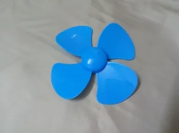 

10pcs 100 mm four propellers The wind leaf blades Plastic toys accessories