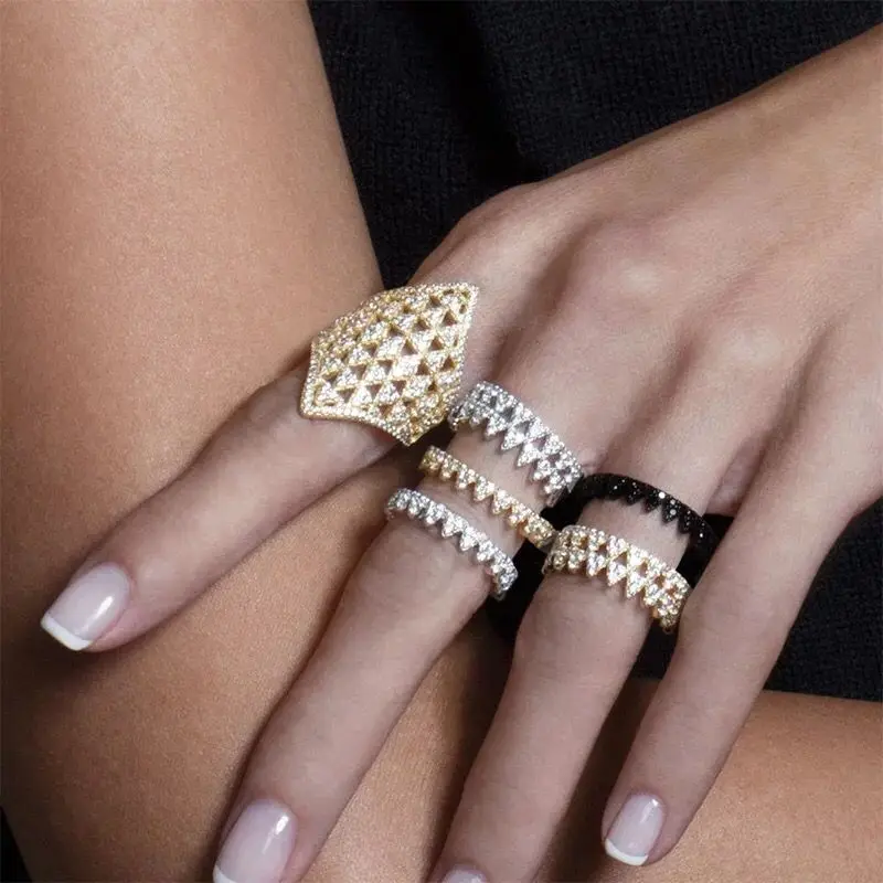 

2019 New arrived 1Pcs Feminino Jewelry Geometric Triangle Ring for Women Punk Style Finger Crown Rings wedding birthday jewelry