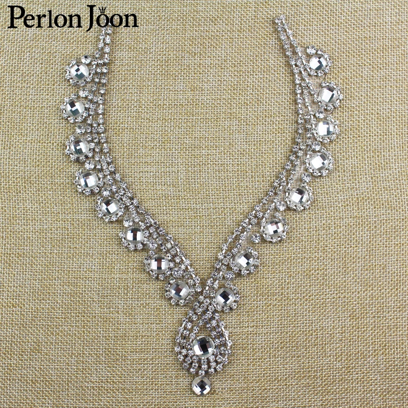 

6.3*8 inch Iron-On Rhinestone necklines for V neck Clothing Crystal Iron-on Appliques Bridal dress kerchief Accessories TJ 045