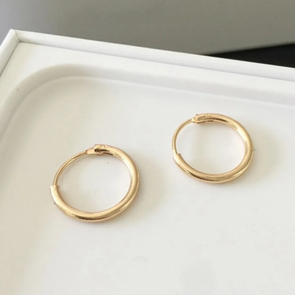 

Simple Style Round Hoop Earrings Copper Circle Earring 12mm For Men Women Fashion Ear Piercing Jewelry Silver Gold Color