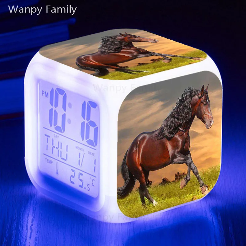 Лошадь Будильник 7 цветов светящийся Многофункциональный светодиодный цифровой будильник для домашнего декора прикроватные сенсорные электронные часы - Цвет: Черный