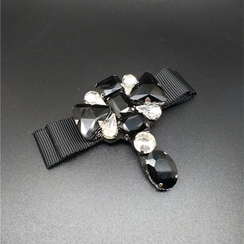 

Luxurious Full Black Brooches Female Lady Crystal Elegant Bow Brooch Pin Lapel Pin Female Antique Full Crystal Brooches