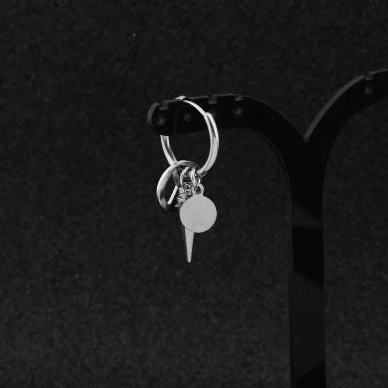 10053763940_1830314810