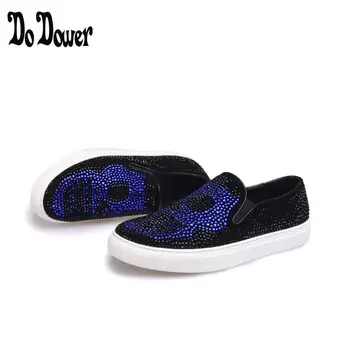 

Luxury Brand Men Skull Moccasins Rhinestones Diamond Black Men Loafers Shoes Flat Rivets Casual Sneakers Wholesale Dropshipping