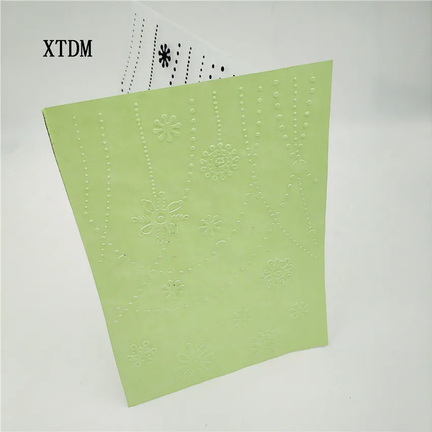 HOT plastic snowflake template craft card making paper card album wedding decoration scrapbooking Embossing folders