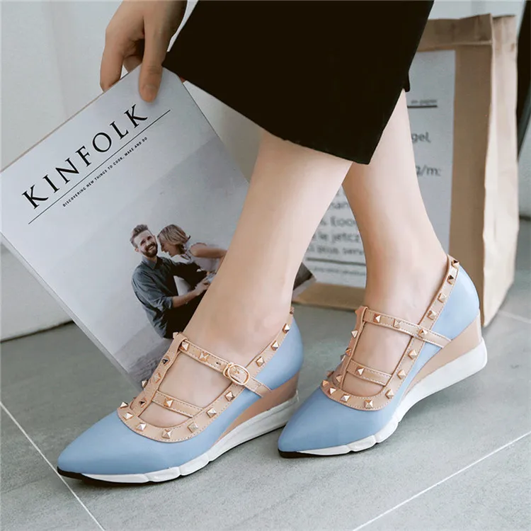 Women Pumps