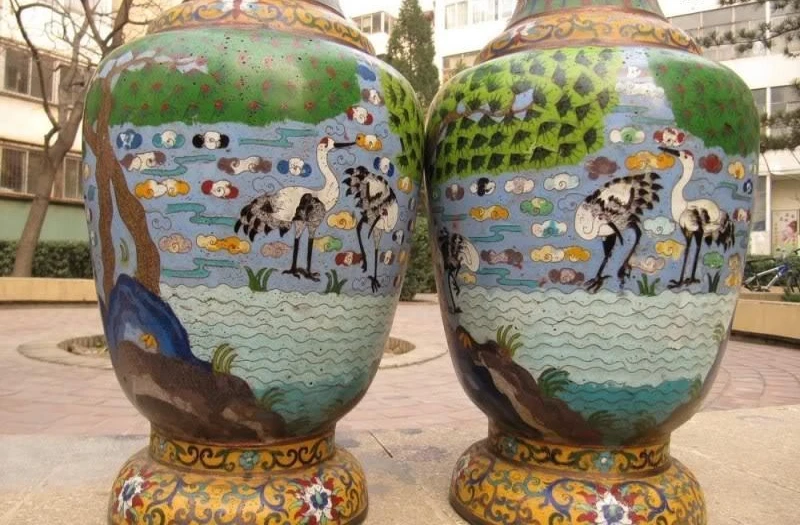Китайская королевская старая медная перегородчатая эмаль сосна красная