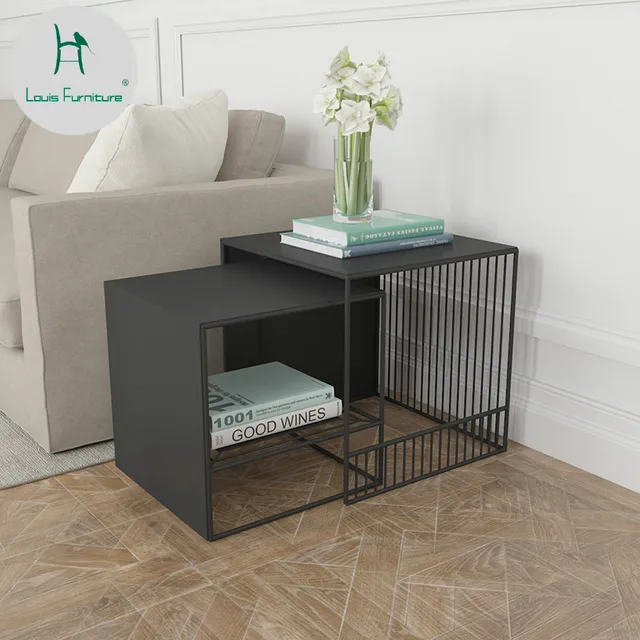 Louis Fashion A Few Small Coffee Tables Beside The Sofa Simple Louis Fashion A Few Small Coffee Tables Beside The Sofa Simple Modern Living Room Square Iron