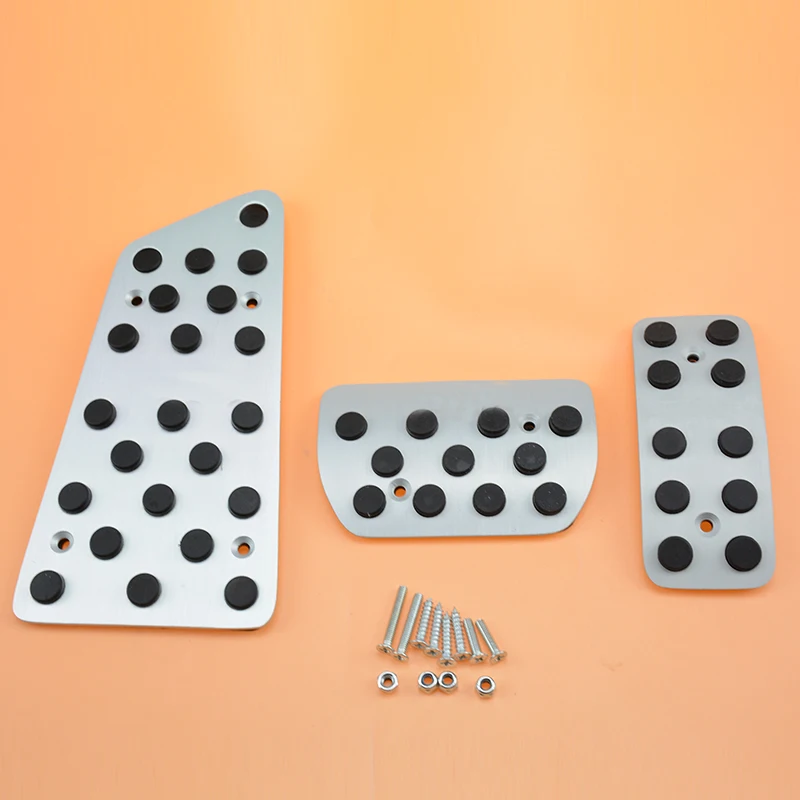 

For TOYOTA Corolla 06-13 Fuel Brake Foot Rest AT/MT pedals Plate Non slip Accelerator brake pedal Pads Car Accessories with logo