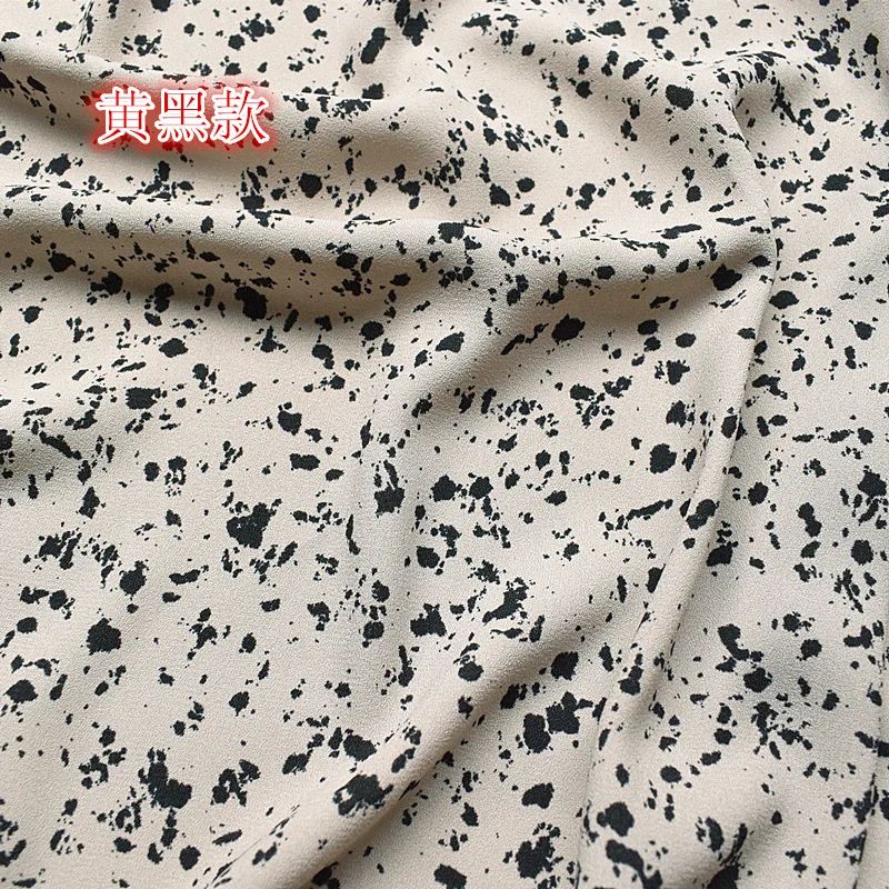 

1meters price,Thickened ramie chiffon fabric printed in black and white in summer geometric dot opaque soft fabric KH02