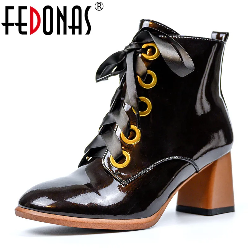 

FEDONAS Women Warm Winter Big Size Ankle Boots Fashion Side Zipper High Heels Western Boots Patent Leather Platform Shoes Woman