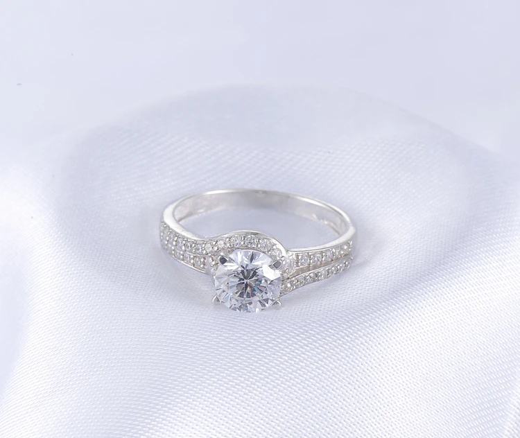 Beagloer Brand Noble Women Wedding Rings Silver Color AAA Zirconia Rings Fashionable Party Jewelry CRI0272-B