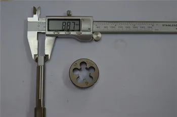 

1 piece M15*0.5mm Tap and 1 piece M15*0.5mm Die , M15 standard metric machine used tap and die