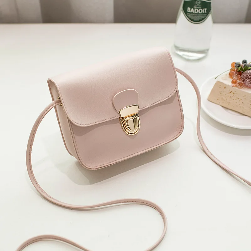 المرأة حقيبة ساع امرأة حقيبة 2019 الماركات الشهيرة النساء أزياء بلون غطاء قفل الكتف Crossbody الهاتف حقيبة شاطئية كيس