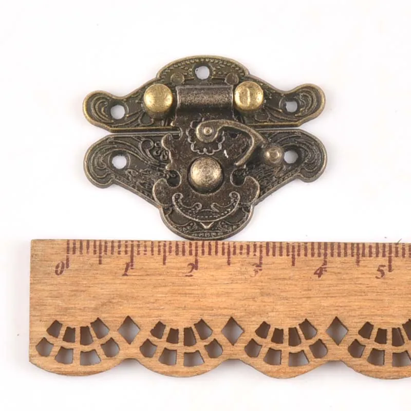 Jewelry Box Hasps Decorative Latches Furniture Hardware Antique Brass Wooden Case hasp Vintage Decorative Jewelry Gift Box Suitcase Hasp Latch Hook Furniture Buckle Clasp Lock CP2264