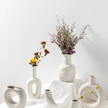 Креативная белая керамическая ваза в скандинавском стиле, украшение для дома, гостиной, художественная Цветочная композиция, декоративная ваза, украшение